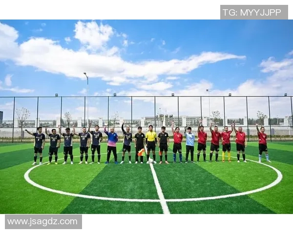 施耐德足球引领新潮流打造未来足球运动的全新体验与发展方向